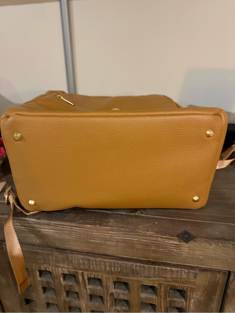 Freshly Picked Leather Backpack - Picture 9 of 9